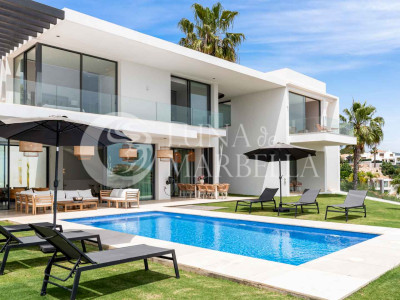 Villa en venta en Benahavis