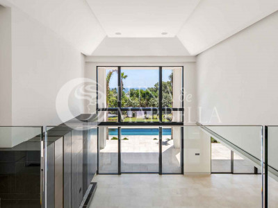 Villa for sale in Marbella Golden Mile