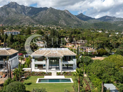 Villa for sale in Rocio de Nagüeles, Marbella Golden Mile