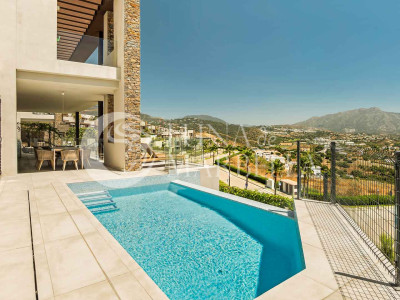 Adosado en venta en Benahavis