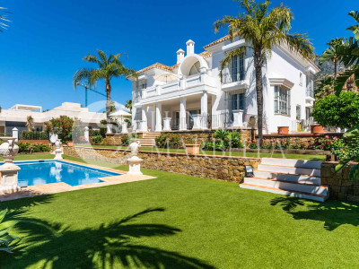 Villa for sale in Marbella Golden Mile