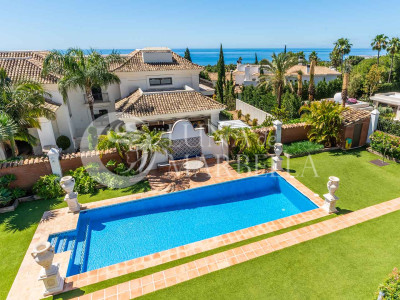 Villa for sale in Marbella Golden Mile
