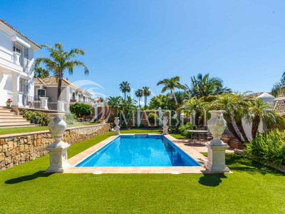 Villa for sale in Marbella Golden Mile
