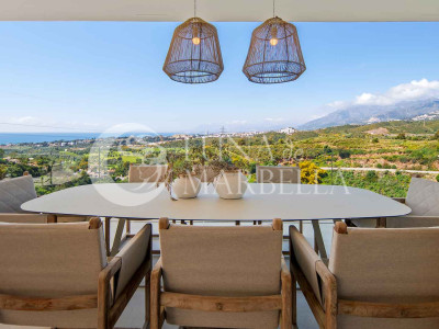 Villa for sale in Marbella East