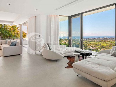 Villa for sale in Marbella East