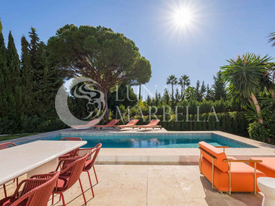 Villa en venta en Las Brisas, Nueva Andalucia