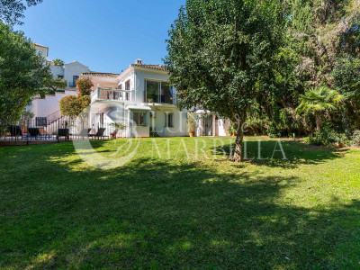 Villa for sale in Marbella Golden Mile