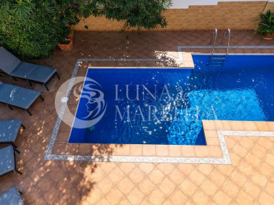 Villa for sale in Marbella Golden Mile