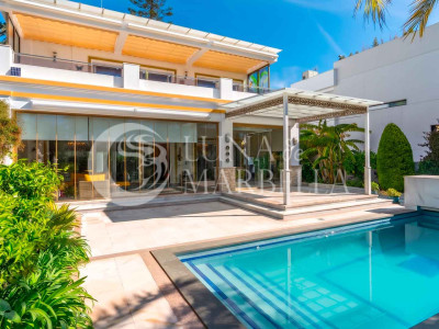 Villa for sale in Marbella Golden Mile