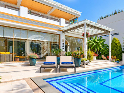 Villa for sale in Casablanca, Marbella Golden Mile