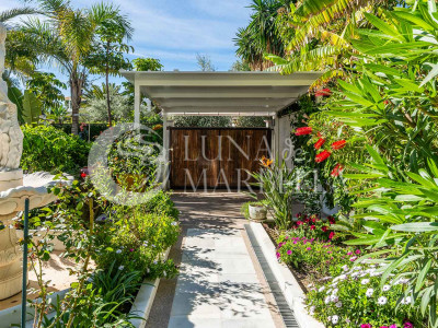 Villa en venta en Marbella Golden Mile