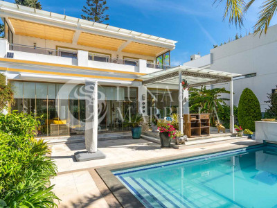 Villa en venta en Marbella Golden Mile
