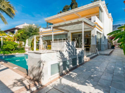 Villa for sale in Marbella Golden Mile