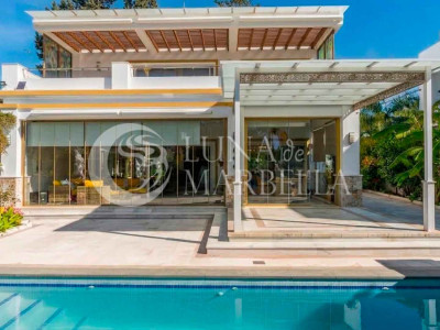 Villa for sale in Marbella Golden Mile