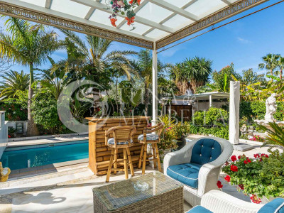 Villa en venta en Marbella Golden Mile