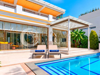 Villa for sale in Casablanca, Marbella Golden Mile