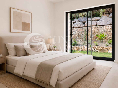 Villa for sale in Estepona