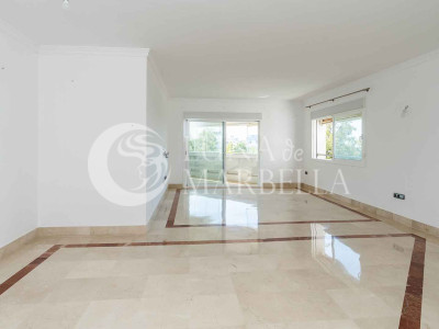 Apartment for sale in Marbella Golden Mile