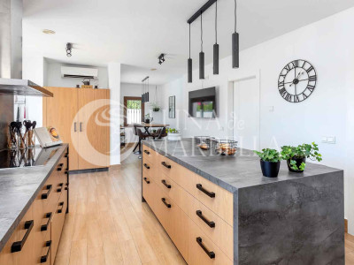 Villa en venta en Estepona