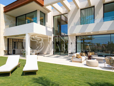Villa en venta en Marbella Este