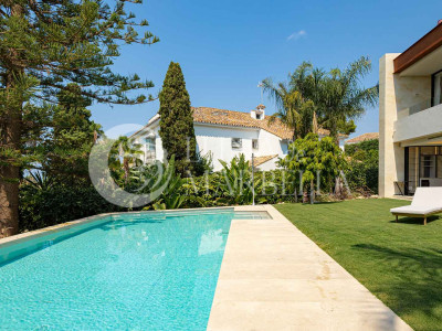 Villa en venta en Marbella Este