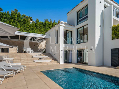 Villa en venta en Nueva Andalucia
