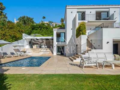 Villa en venta en Nueva Andalucia