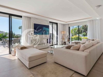 Villa en venta en Nueva Andalucia