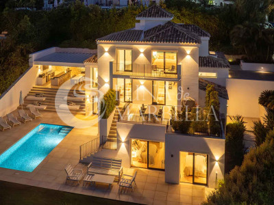 Villa en venta en Nueva Andalucia