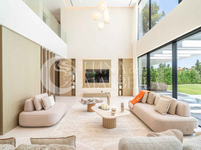 Villa en venta en Marbella Este
