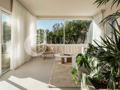 Apartamento en venta en Benahavis