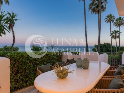 Apartment for sale in Estepona