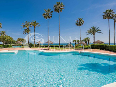 Apartment for sale in Estepona