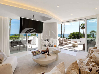 Apartment for sale in Estepona