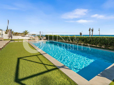 Villa en venta en Estepona