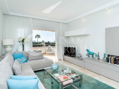 Apartment for sale in Marbella East
