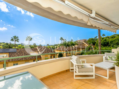 Apartment for sale in Rio Real, Marbella East