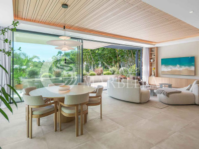 Villa en venta en Estepona