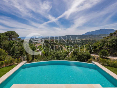 Villa en venta en Benahavis