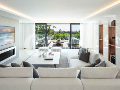Villa en venta en Nueva Andalucia