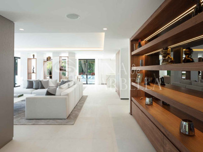 Villa en venta en Nueva Andalucia