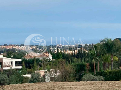 Plot for sale in Nueva Andalucia