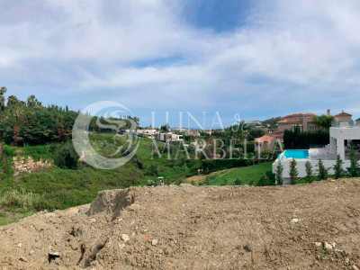 Plot for sale in Nueva Andalucia