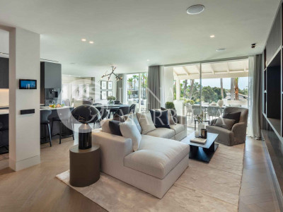 Penthouse for sale in Marbella Golden Mile