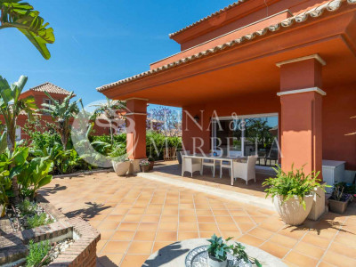 Villa Pareada en venta en Marbella Este