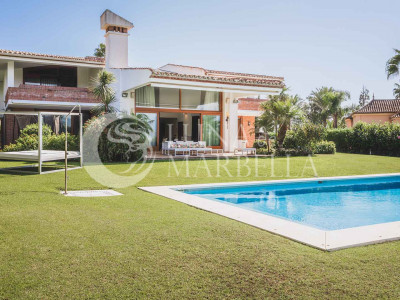 Villa for sale in Marbella East