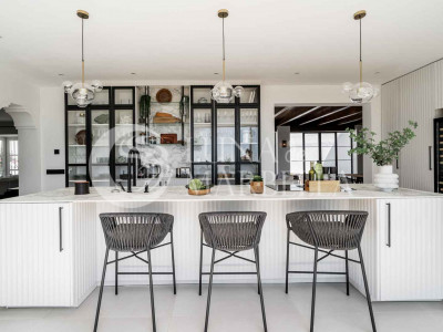 Villa en venta en Benahavis