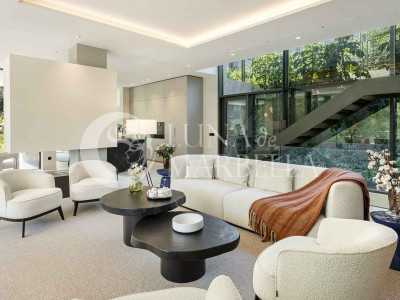 Villa en venta en Nueva Andalucia