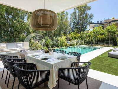 Villa en venta en Nueva Andalucia