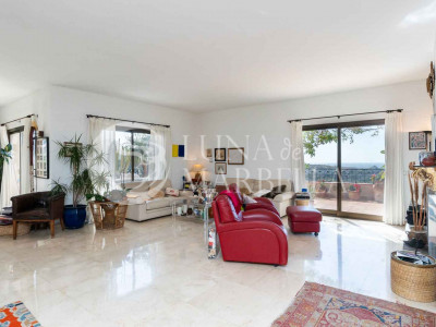 Penthouse for sale in Marbella East